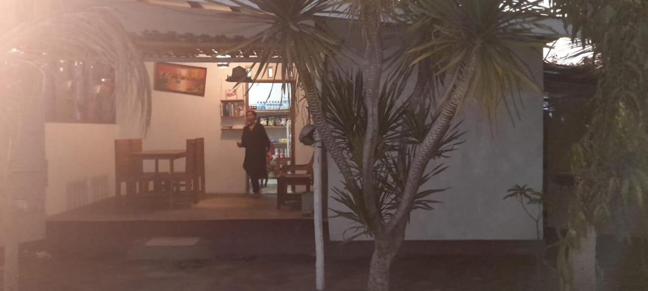 Ofal Lumbung Gili Air Luaran gambar