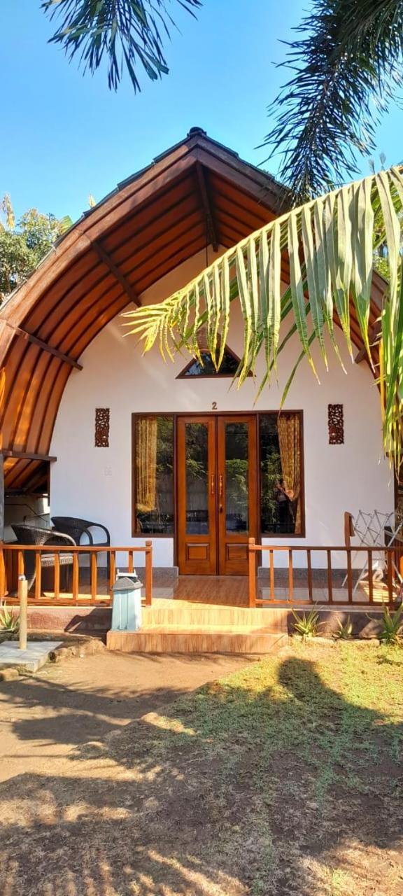 Ofal Lumbung Gili Air Luaran gambar