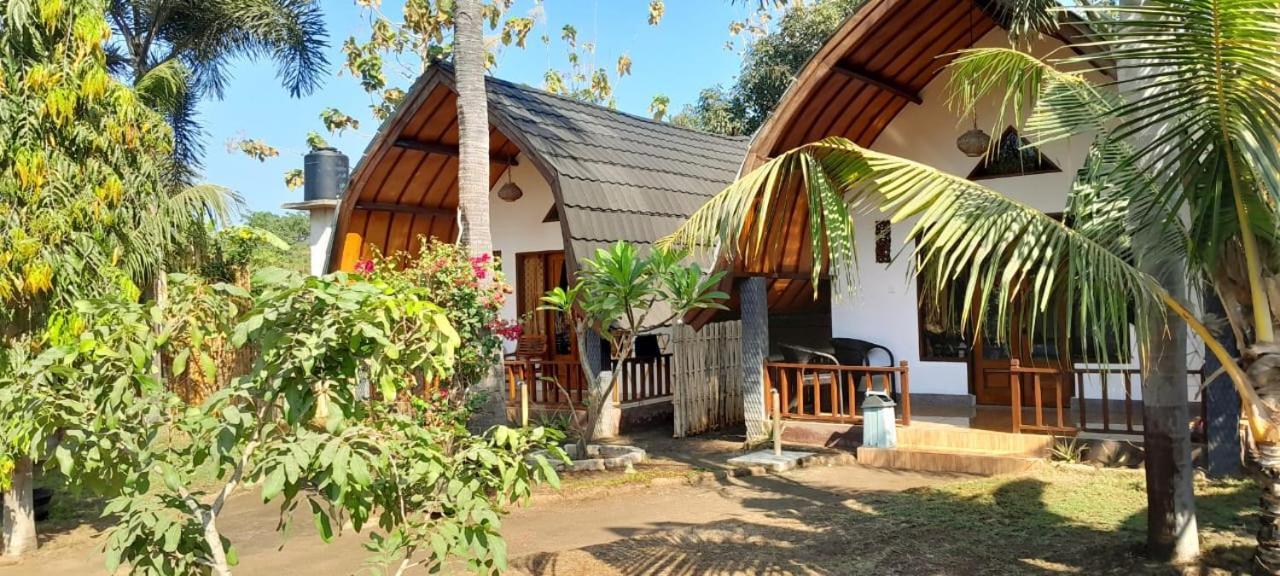 Ofal Lumbung Gili Air Luaran gambar