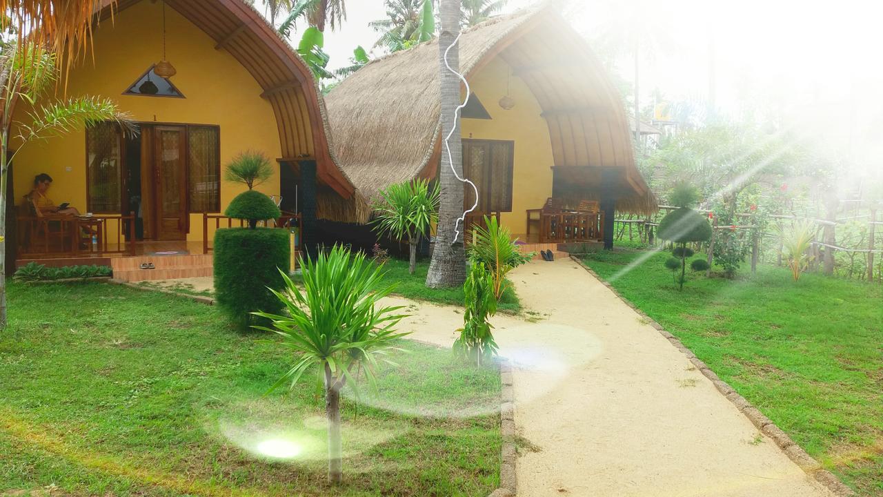 Ofal Lumbung Gili Air Luaran gambar