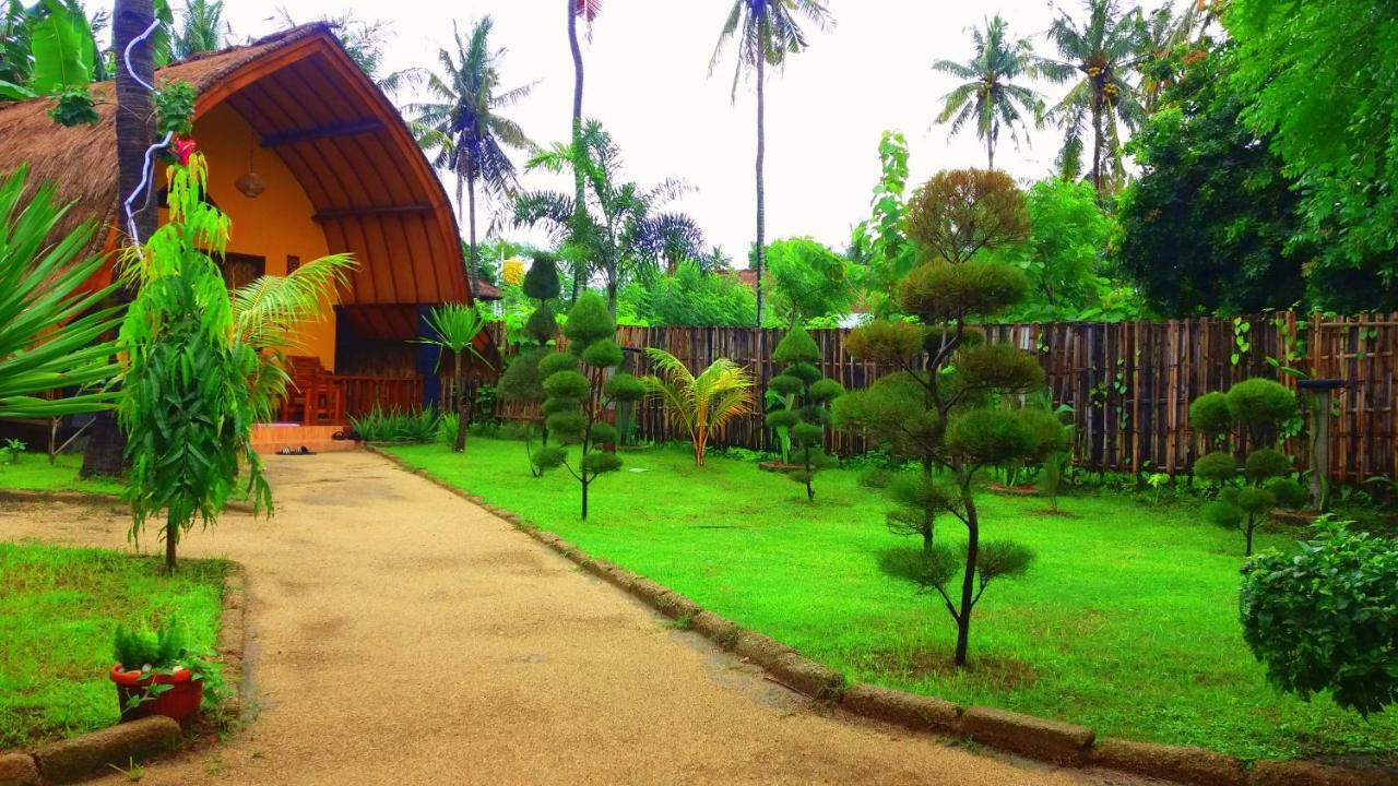 Ofal Lumbung Gili Air Luaran gambar